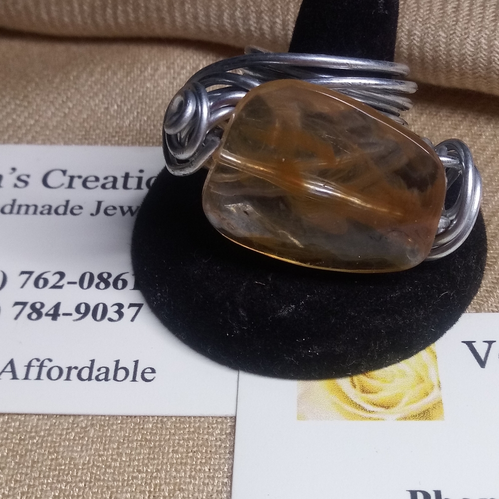 Jewelry - Picture 4 of 5